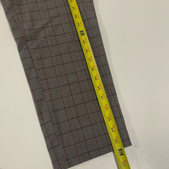 Liz Claiborne plaid pants 10. - Picture 7 of 9